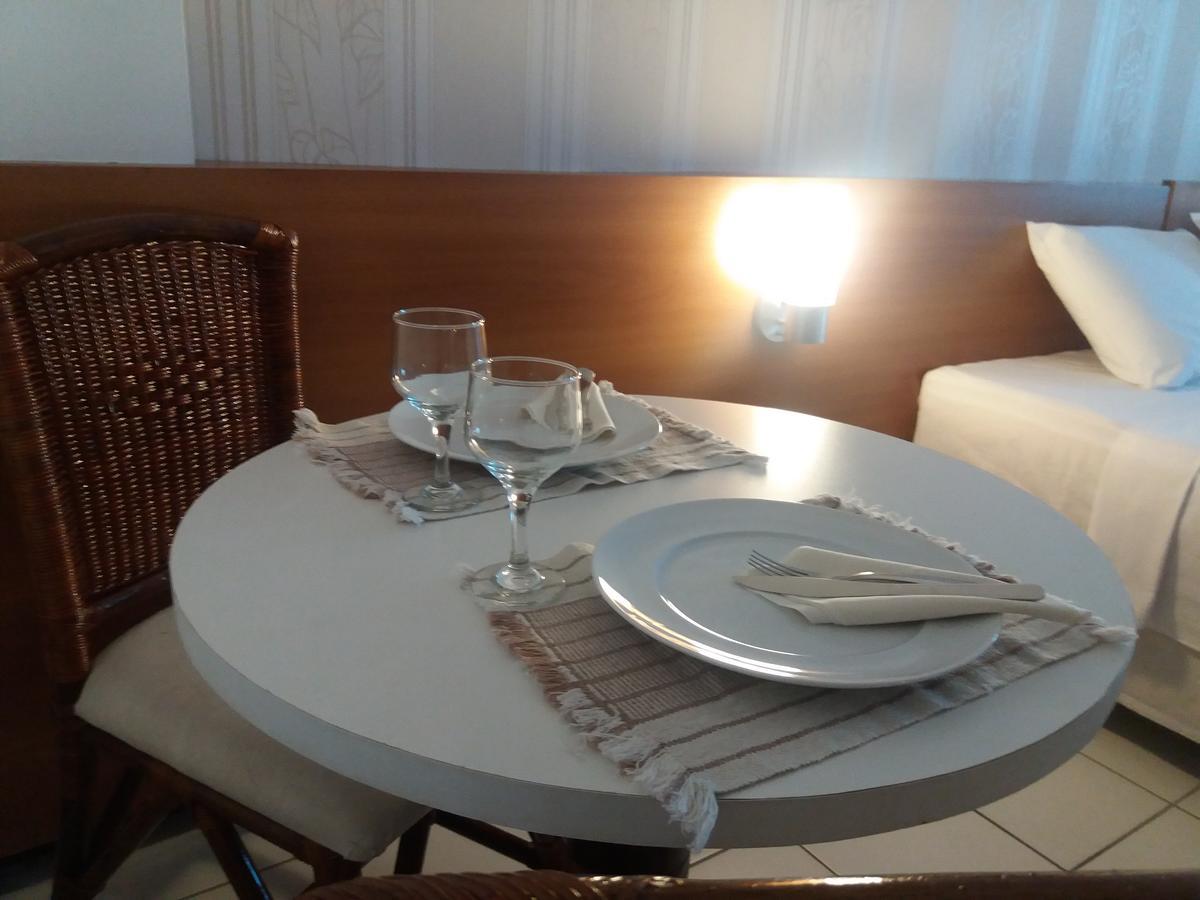 Milor Hotel Pium  Luaran gambar
